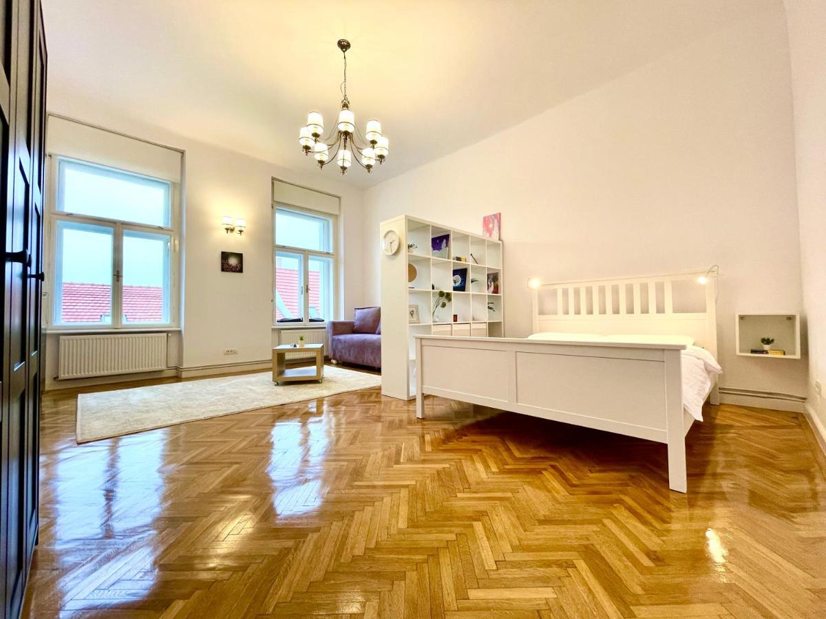 Grandeur Apartment Timisoara Bagian luar foto